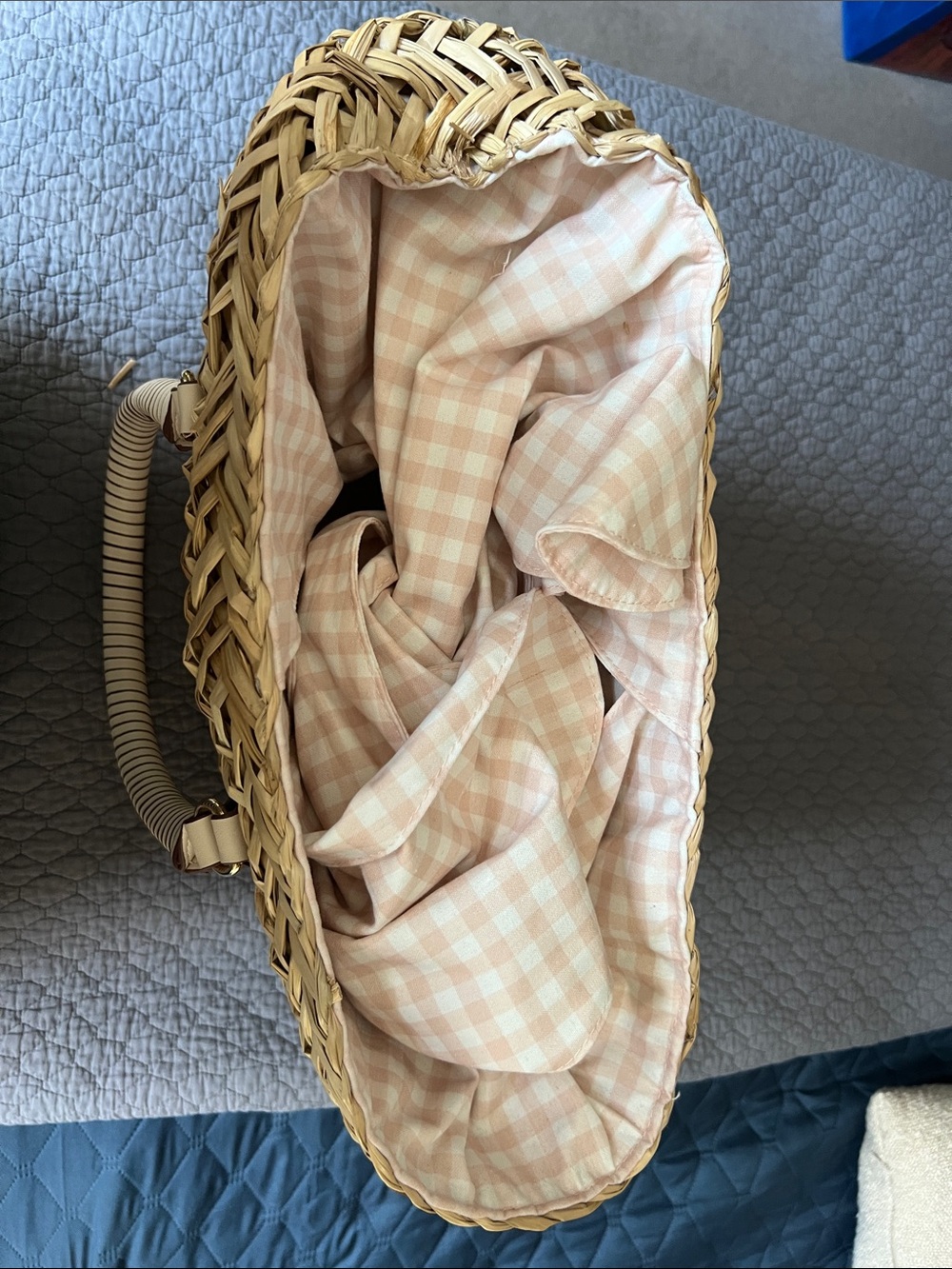 Poppy & Peonies straw tote with wrapped handles - Picture 12 of 13